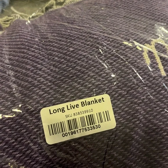 Long Live Blanket Taylor Swift Holiday Collection - Picture 6 of 6